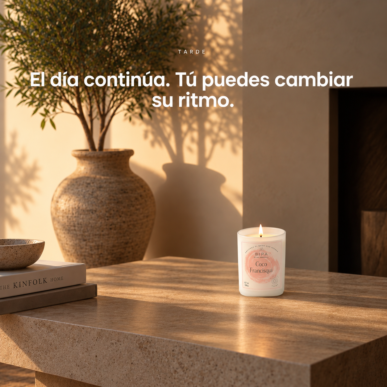 Ambiente de tarde con una vela BIPA encendida